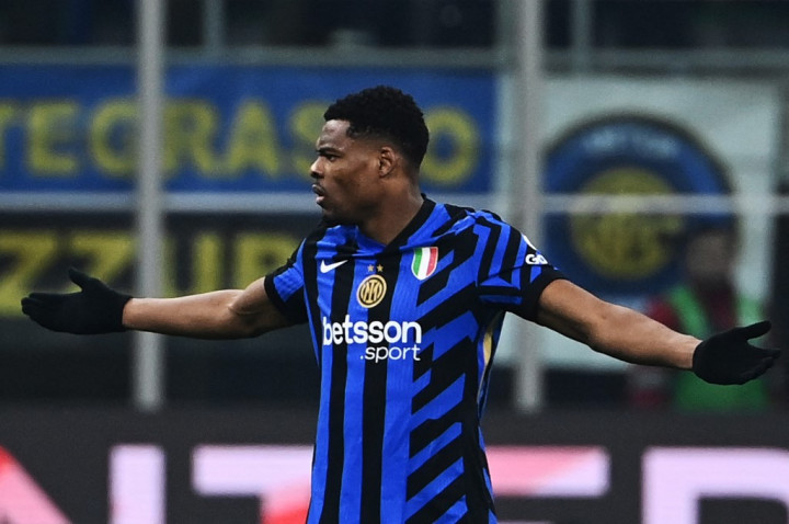 Bologna yang sempat memimpin melalui Santiago Castro membutuhkan gol Emil Holm untuk menyamakan kedudukan setelah Inter membalas lewat gol-gol Denzel Dumfries dan Lautaro Martinez, demikian catatan laman resmi Serie A.