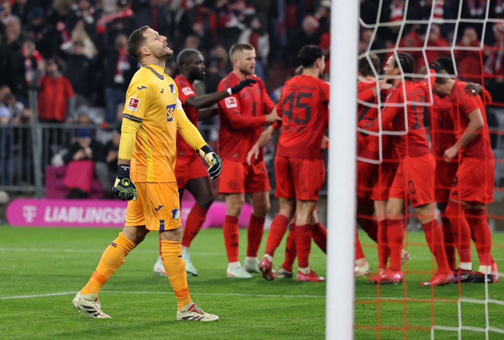 Secara statistik pada pertandingan ini Bayern Muenchen mendominasi jalannya pertandingan dengan menguasai 65 persen penguasaan bola dan melepaskan 25 tendangan yang 10 di antaranya tepat sasaran.