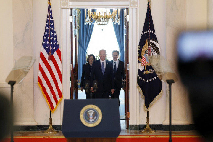 Presiden Amerika Serikat Joe Biden mengatakan dia 'sangat puas' dengan kesepakatan gencatan senjata di Jalur Gaza yang dicapai melalui proses perundingan yang lama dan sulit guna mengakhiri perang 15 bulan yang telah membuat kehidupan Rakyat Palestina di sana bak 'neraka'.