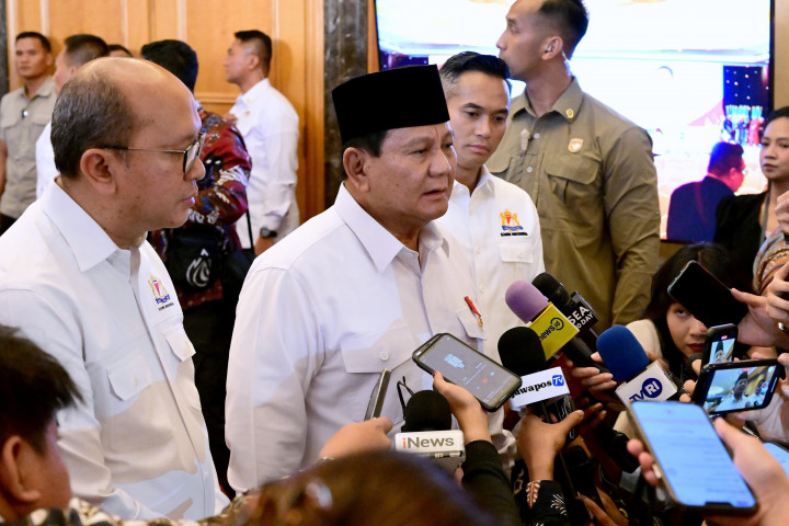 Program pemerintah yang resmi dimulai pada awal tahun ini diharapkan dapat menjadi langkah besar dalam meningkatkan kualitas kesehatan generasi muda Indonesia. Untuk itu, Presiden Prabowo mengajak seluruh pihak untuk berpartisipasi aktif pada pelaksanaan program ini.