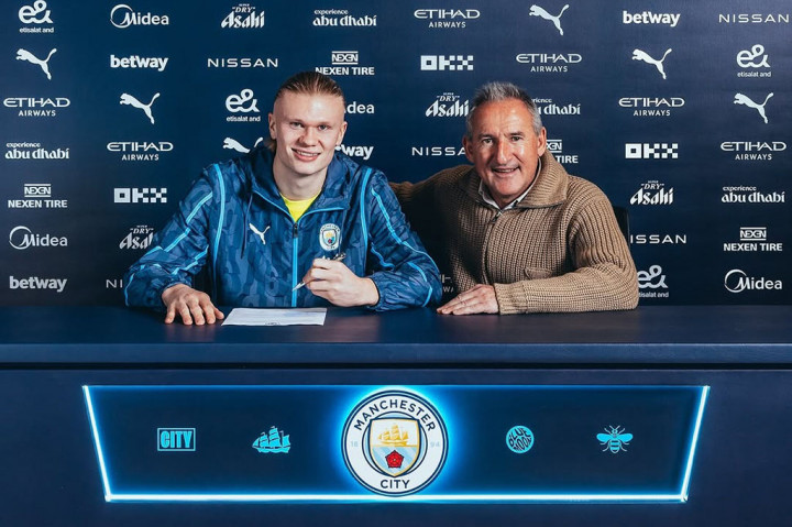 Kesepakatan tersebut sekaligus memecahkan rekor sebagai pemain dengan kontrak terpanjang dalam sejarah sepak bola. Kontrak penyerang asal Norwegia itu sebelumnya akan habis pada 2027.