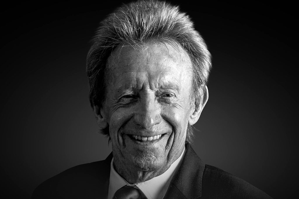 Legenda Manchester United dan Skotlandia, Denis Law, wafat dalam usia 84 tahun, demikian situs Manchester United pada Sabtu, 17 Januari 2025 malam WIB.