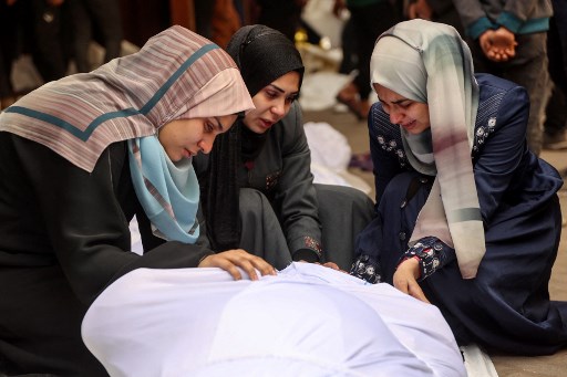 Juru bicara Pertahanan Sipil Gaza Mahmoud Basal mengungkapkan bahwa korban jiwa serangan Israel terbaru itu meliputi 31 wanita dan 27 anak-anak.
