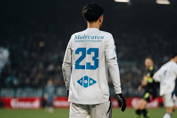 Bek kanan PEC Zwolle itu tampil solid menahan serangan Ivan Perisic cs.  Pemain berusia 24 tahun itu mengirimkan delapan umpan akurat dari 13 kesempatan dan melakukan sembilan sapuan serta satu tekel berhasil.