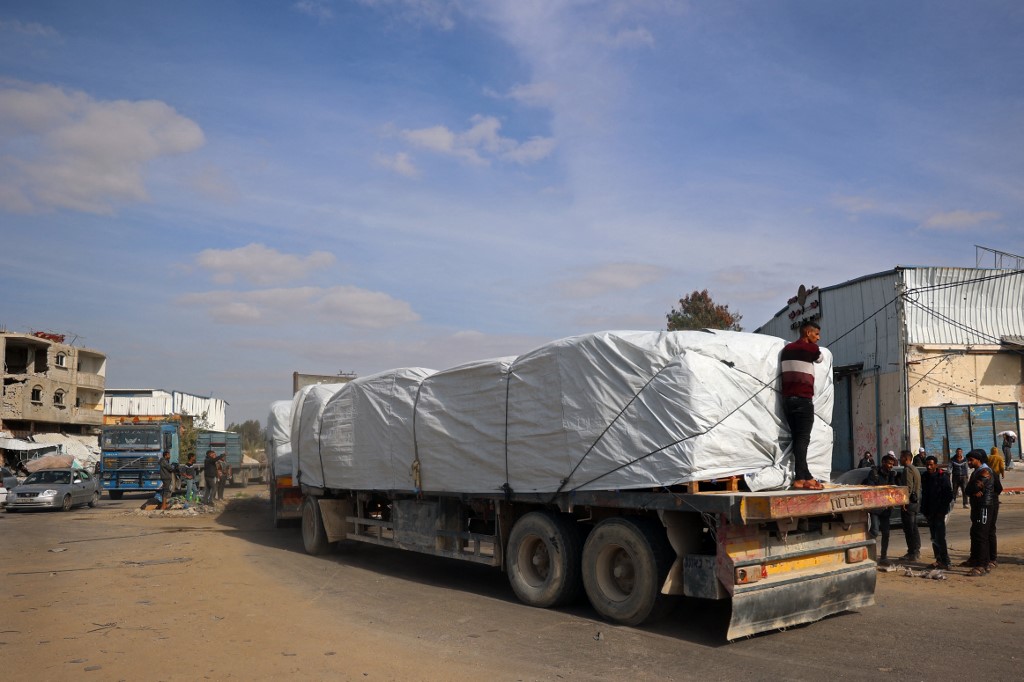 Ia juga memastikan bahwa upaya memperbanyak masuknya truk bantuan ke Jalur Gaza demi memenuhi kebutuhan masyarakat Palestina di Gaza terus berjalan.
