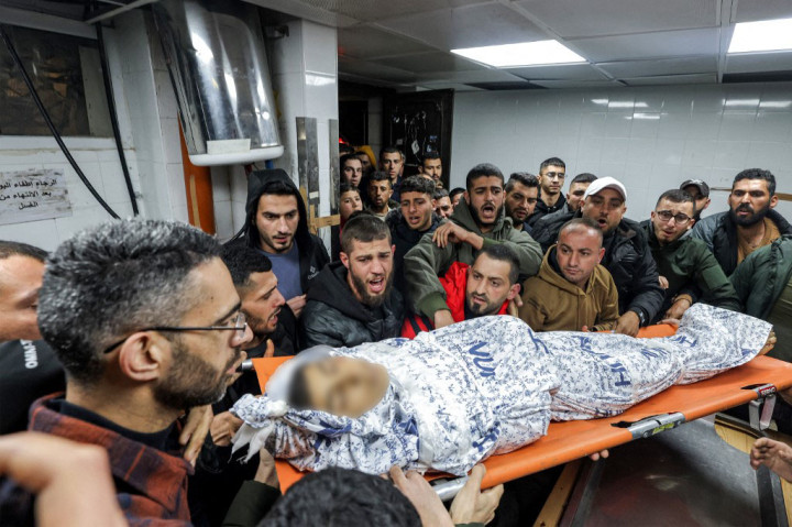 Kementerian Kesehatan Palestina dalam pernyataan singkatnya mengumumkan bahwa Ahmad Rashid Rushdi Jazar (14) tewas ditembak di Kota Sebastia, barat laut Nablus.