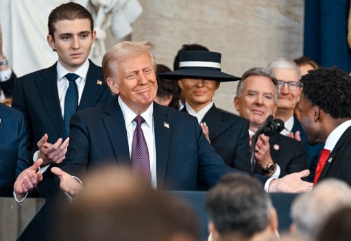 Presiden Trump, saat menyampaikan pidato pelantikannya di Capitol Rotunda, Washington DC, berharap agar bisa dikenang sebagai pembawa perdamaian dan pemersatu.