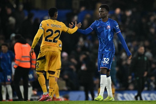 Skuad Enzo Maresca tersebut kini naik ke peringkat empat klasemen dengan 40 poin. Sedangkan Wolves berada pada urutan 17 dengan 16 poin.