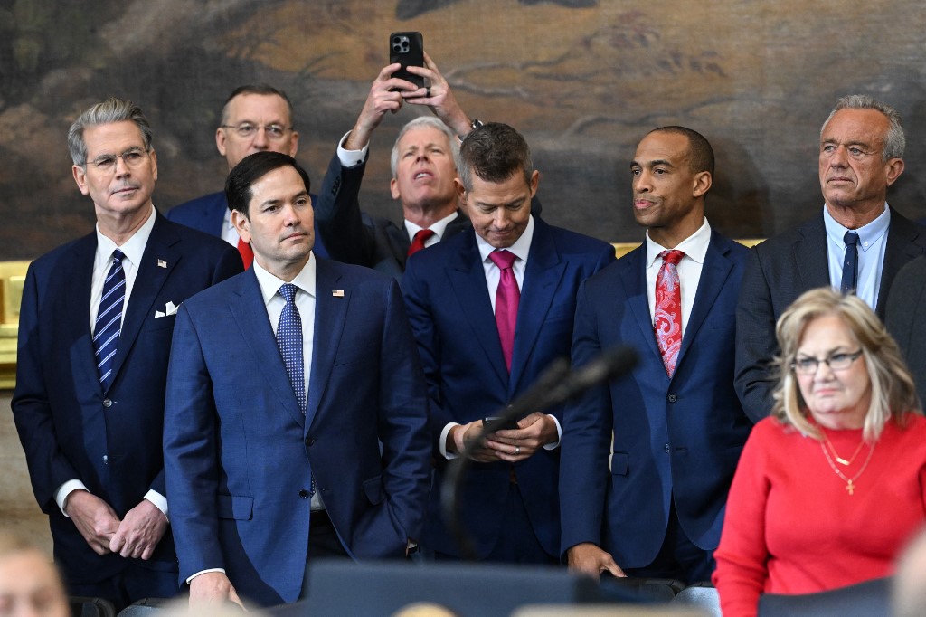 Rubio akan mengemban tugas di tengah berbagai krisis dan konflik global, termasuk perang Rusia melawan Ukraina serta perang yang sedang berlangsung di Gaza dan Lebanon yang melibatkan Israel.