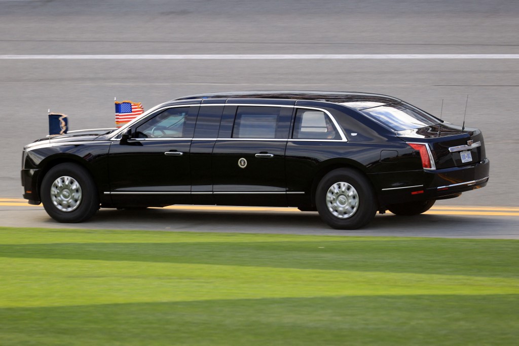 The Beast ini merupakan Cadillac One produksi General Motors. Statusnya sebagai mobil presiden, jelas dibuat secara khusus untuk memenuhi standar keamanan yang ditetapkan.