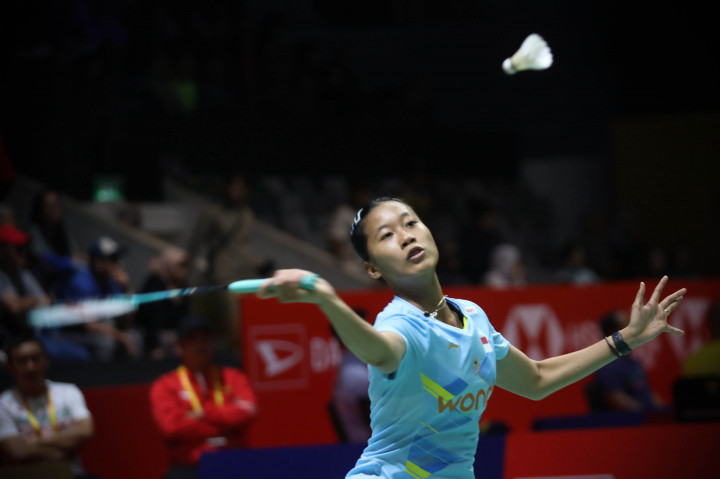 Tunggal putri Indonesia Putri Kusuma Wardani melangkah mulus ke babak 16 besar turnamen BWF Super 500 Indonesia Masters 2025 setelah membungkus kemenangan dua gim langsung atas wakil Taiwan Pai Yu Po dengan skor 21-13, 21-14 di Istora Senayan Jakarta, Rabu, 22 Januari 2025.