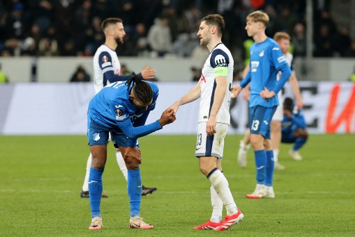 Tottenham Hotspur berhasil membawa pulang tiga poin setelah mengalahkan Hoffenheim 3-2 dalam pertandingan Liga Europa di Rhein-Neckar Arena, Jumat, 24 Januari 2025 dini hari WIB.