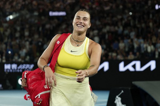 Petenis berusia 26 tahun itu akan menghadapi petenis peringkat dua dunia Iga Swiatek atau petenis peringkat 14 Madison Keys di final. 