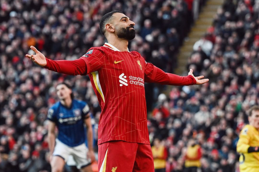 Dominik Szoboszlai, Mohamed Salah dan Cody Gakpo menjadi pencetak gol Liverpool dalam laga ini, sedangkan, Jacob Greaves membuat satu gol, demikian catatan Liga Premier.