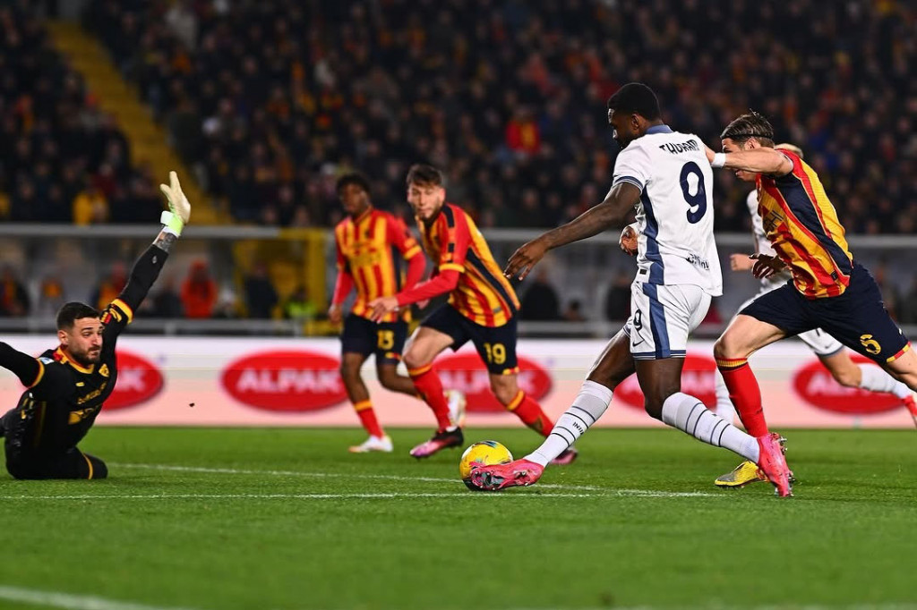 Inter Milan meraih poin penuh setelah sukses menekuk Lecce empat gol tanpa balas dalam laga giornata ke-22 Serie A 2024/25 yang digelar di Via del Mare, Senin, 27 Januari 2025 dini hari WIB.