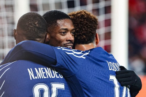 Dua gol Ousmane Dembele membawa Paris Saint-Germain (PSG) meraih kemenangan 3-0 atas tuan rumah Brest pada laga leg pertama play-off 16 besar Liga Champions UEFA 2024-2025, Rabu, 12 Februari 2025 dini hari WIB.