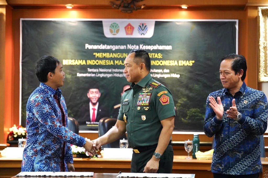 “Melalui pelaksanaan ini diharapkan terjalin kerja sama yang lebih baik dan berkelanjutan dalam berbagai program strategis seperti rehabilitasi hutan dan lahan, pengamanan kawasan konservasi, serta edukasi dan sosialisasi kepada masyarakat terkait pentingnya menjaga lingkungan hidup,” ujarnya.