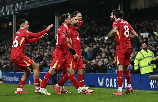 Tuan rumah sempat unggul terlebih dahulu lewat Beto Betuncal, namun Liverpool dapat berbalik unggul melalui Alexis Mac Allister dan Mohamed Salah, sebelum Tarkowski menyamakan kedudukan menjadi 2-2.