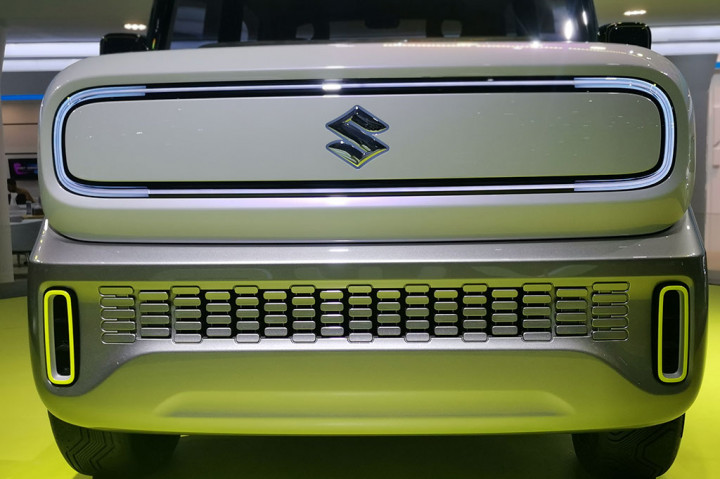 Suzuki menjadikan debut eWX di Indonesia sebagai tonggak penting dalam pengembangan portofolio kendaraan listriknya. Dengan berbagai inovasi teknologi, eWX diyakini akan menjadi daya tarik utama di IIMS 2025, memberikan perspektif baru tentang bagaimana Suzuki merancang kendaraan listrik yang lebih berkelanjutan, efisien, dan adaptif terhadap kebutuhan mobilitas modern.