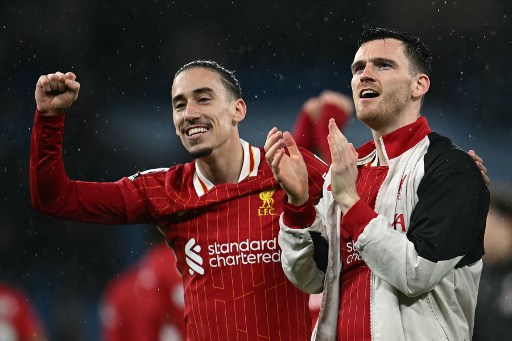 Liverpool menjauh dari kejaran Arsenal dengan selisih 11 poin. Dari 27 pertandingan, Liverpool mengoleksi 64 poin di puncak, meninggalkan tiga tim di bawahnya yang masih memainkan 26 pertandingan, Arsenal (53 poin), Nottingham Forest (47 poin), dan City (44 poin).