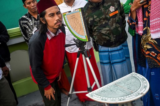 Pemerintah melalui Kementerian Agama menetapkan awal puasa atau 1 Ramadhan 1446 Hijriah/2025 Masehi jatuh pada Sabtu, 1 Maret 2025. Hal itu diputuskan melalui Sidang Isbat di Gedung Kemenag RI, Jakarta, Jumat, 28 Februari 2025.