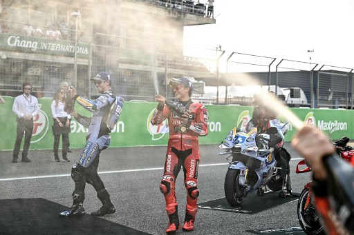 Sejak awal, pembalap Gresini Racing Alex Marquez terus mencoba untuk menempel sang kakak, Marc. Namun Alex tak dapat memperoleh kesempatan untuk menyalip Marc dan harus puas dengan finis di urutan kedua.