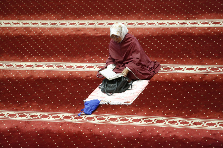 Tadarusan tersebut biasanya disesuaikan pelaksanaan ibadah puasa hingga khatam 30 Juz Al Quran.