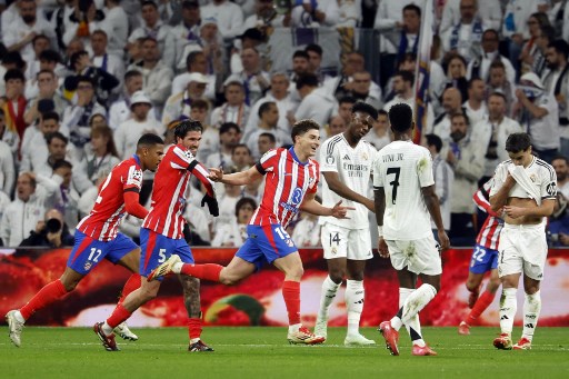 Pada menit ke-31, anak asuhan Diego Simeone berhasil menyamakan kedudukan melalui gol Julian Alvarez pada menit ke-31. Skor 1-1 bertahan hingga jeda.