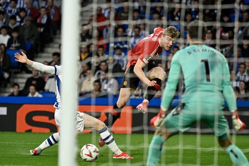 Laga antara Real Sociedad melawan Manchester United pada leg pertama babak 16 besar Liga Europa di Stadion Anoeta, San Sebastian, Jumat dini hari WIB, berakhir imbang 1-1.