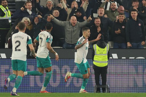 Newcastle naik ke peringkat enam klasemen sementara seusai menekuk West Ham dengan skor 1-0 pada pekan ke-28 Liga Inggris di Stadion London, London, Selasa, 11 Maret 2025 dini hari WIB.