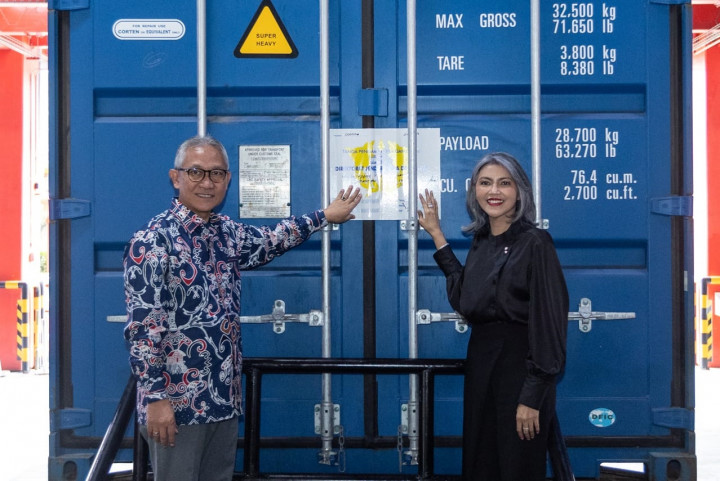 Upaya tersebut menegaskan komitmen Sampoerna dalam mendukung pengembangan ekonomi Indonesia melalui investasi jangka panjang dan penguatan hilirisasi industri tembakau.