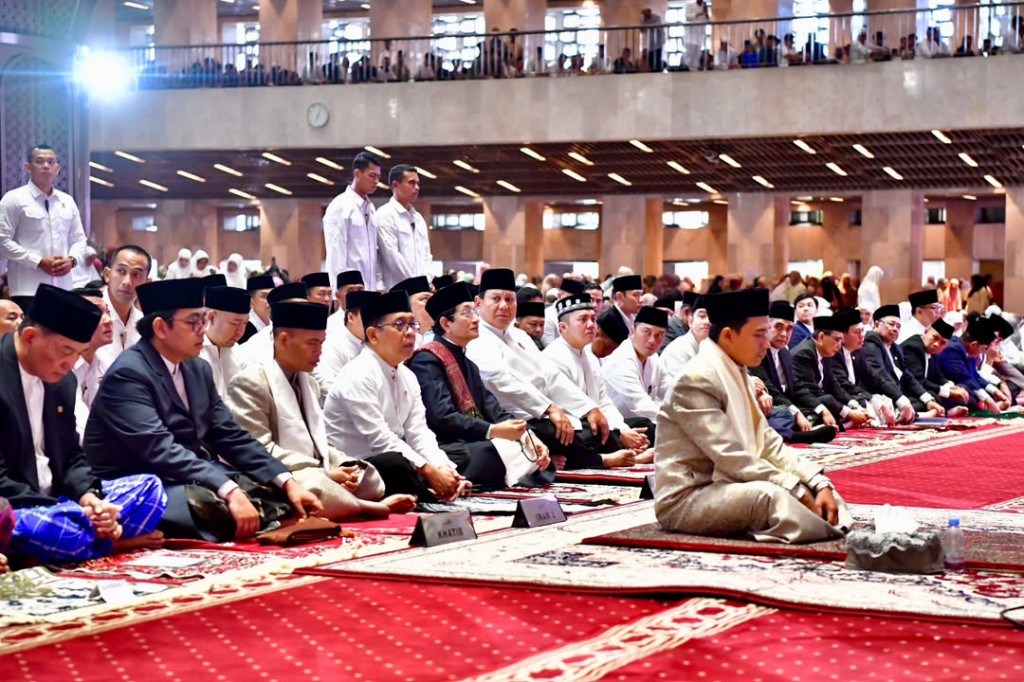 Presiden Prabowo Subianto menunaikan salat Idulfitri 1446 Hijriah di Masjid Istiqlal, Jakarta, pada Senin, 31 Maret 2025.
