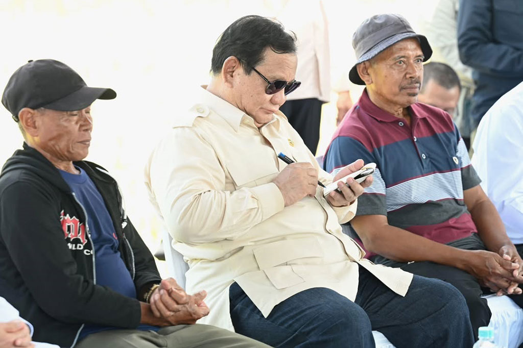 Dalam sambutannya, Prabowo menyampaikan apresiasi kepada seluruh pihak yang telah bekerja keras menjaga stabilitas nasional selama bulan Ramadan hingga Idulfitri, termasuk pengendalian harga-harga bahan pokok. 