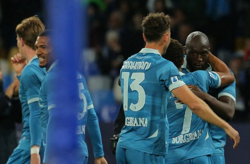 Hasil tersebut membuat Napoli tetap menempati peringkat kedua klasemen sementara Liga Italia dengan 68 poin dari 32 pertandingan, terpaut tiga poin dari Inter Milan di posisi pertama.