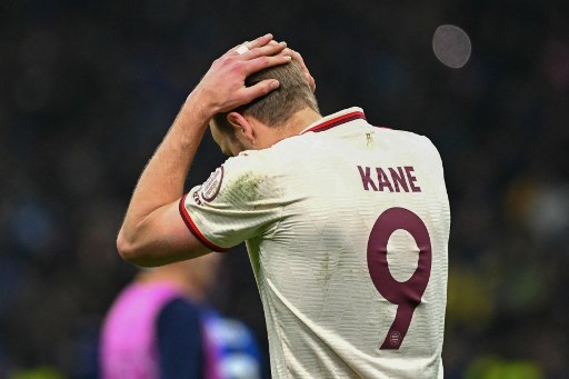 Peluang terakhir diperoleh Kane, namun sundulannya masih dapat ditahan Sommer menjelang laga usai membuat skor imbang tetap terjaga, dan Inter berhak unggul agregat 4-3 atas tamunya.