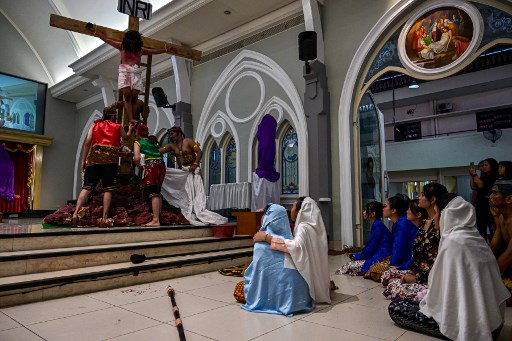Bahasa Jawa sempat diusulkan menjadi pengantar dalam visualisasi tersebut, namun akhirnya disepakati menggunakan bahasa Indonesia agar lebih inklusif.