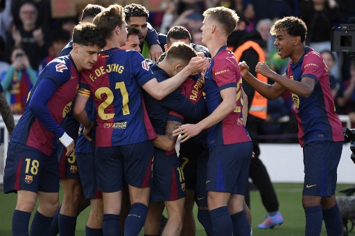 Dengan tambahan tiga poin ini Blaugrana kian nyaman di puncak klasemen sementara dengan koleksi 73 poin dari 32 pertandingan.