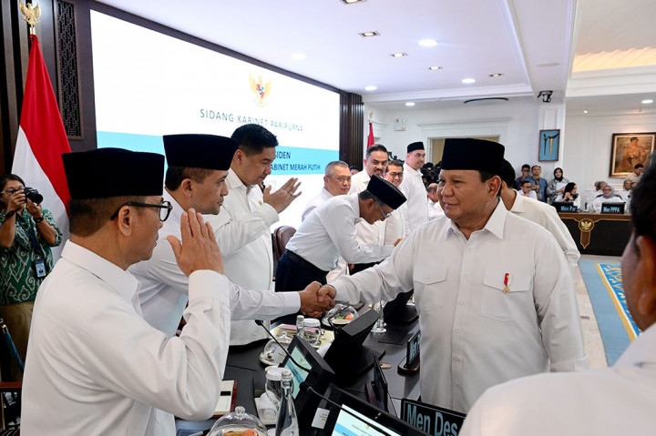 Meski demikian, Presiden tetap menekankan pentingnya upaya menuju nol kesalahan. Ia pun menyampaikan penghargaan kepada Kepala Badan Gizi Nasional (BGN) beserta seluruh jajaran atas komitmennya terhadap standar tinggi dalam pelaksanaan program MBG.