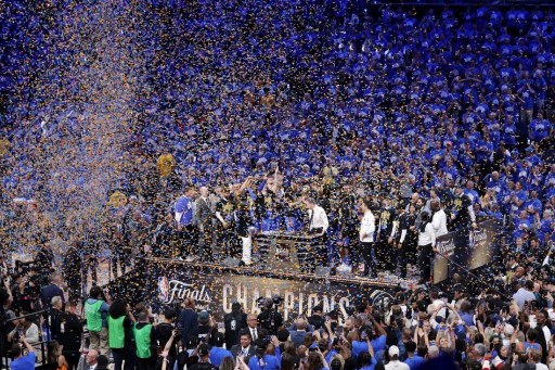 Oklahoma City Thunder sukses mencetak sejarah dengan meraih gelar juara NBA perdana setelah mengalahkan Indiana Pacers 103-91 dalam Gim 7 Final NBA 2025, Senin, 23 Juni 2025 WIB, di Paycom Center, Oklahoma City.