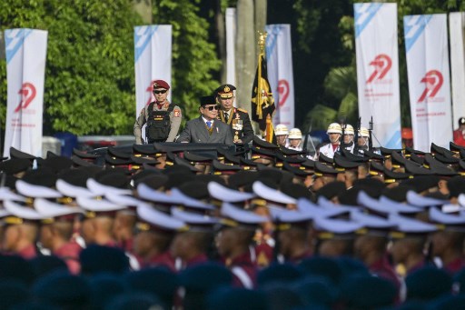 Presiden Prabowo Subianto menyatakan bahwa Polri berperan penting dalam menjaga stabilitas dan keamanan nasional sebagai fondasi utama bagi keberhasilan agenda-agenda besar pembangunan bangsa.