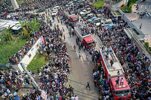 Otoritas Bangladesh menyatakan Selasa, 22 Juli, sebagai hari berkabung nasional menyusul korban tewas akibat kecelakaan tersebut, lapor surat kabar Dhaka Tribune.