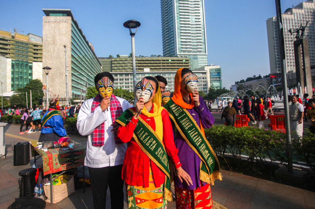 Kepala Disparekraf DKI Jakarta, Andhika Permata di Jakarta, Rabu, 6 Agustus 2025, mengatakan seluruh peserta nantinya mendapatkan pembekalan dari juri dan narasumber antara lain Ketua Lembaga Kebudayaan Betawi (LKB) sekaligus Ketua Palang Merah (PMI) Jakarta Barat, Beky Mardani dan Kepala Biro Kerja Sama Daerah (KSD) Provinsi DKI Jakarta, Marulina Dewi.