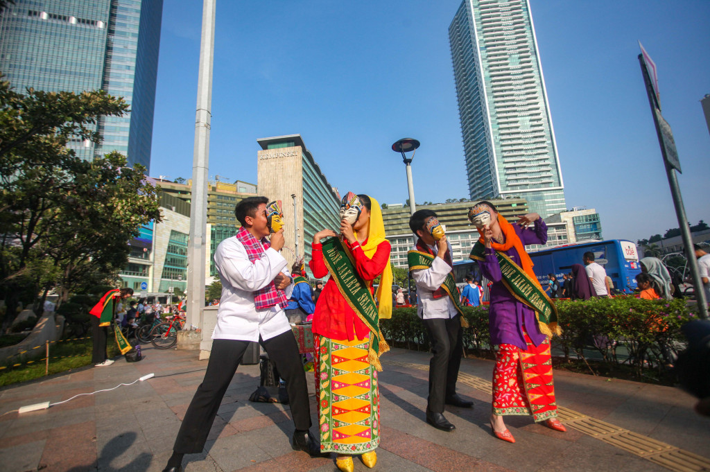 Dinas Pariwisata dan Ekonomi Kreatif (Disparekraf) DKI Jakarta mengumumkan pemilihan Abang None 2025 diikuti 36 peserta atau 18 pasang yang merupakan juara tiga teratas Abang None dari lima Kota Administrasi Jakarta dan Kabupaten Kepulauan Seribu.