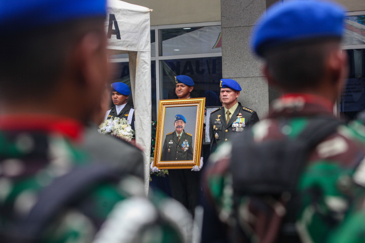 Almarhum IGK Manila yang merupakan Gubernur ABN Partai NasDem meninggal dunia pada Senin, 18 Agustus 2025, selanjutnya dikremasi di tempat tersebut.