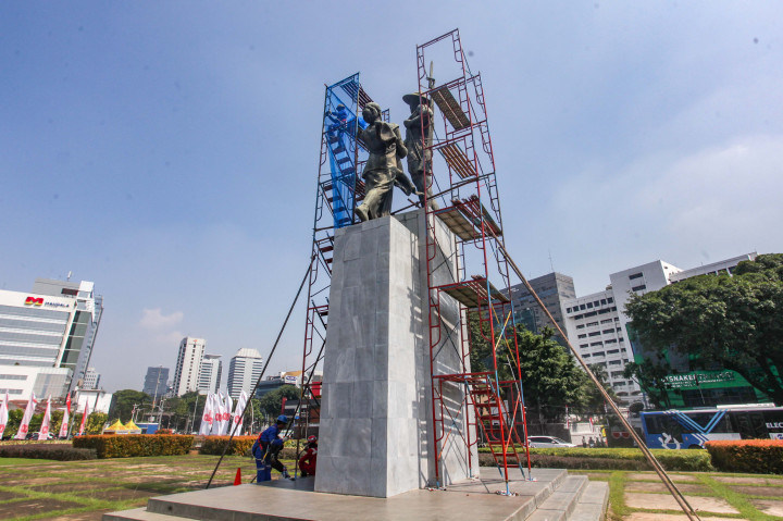 Pemeliharaan ini dilakukan untuk menjaga kondisi fisik patung dan area sekitarnya agar tetap bersih, terawat, dan tidak rusak.