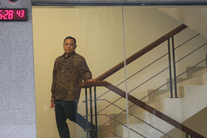 Lebih lanjut, dia mengatakan tidak membawa berkas apa pun dalam pemanggilan tersebut.