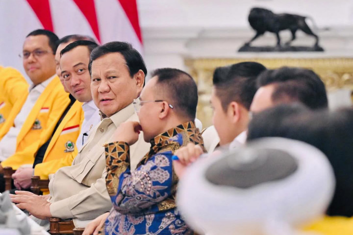 Seskab Teddy juga menyampaikan bahwa pertemuan tersebut membahas kelanjutan pembangunan bangsa. Menurutnya, pembahasan itu menjadi bukti nyata komitmen koalisi dalam mendukung program-program prioritas pemerintah demi kesejahteraan masyarakat.