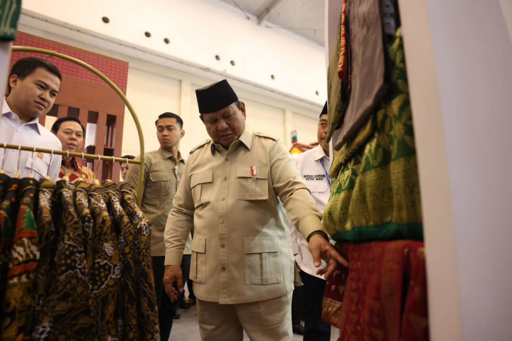 Sebagai kilas balik, sebuah video kilasan kegiatan APKASI Otonomi Expo tahun 2024 lalu ditayangkan yang memperlihatkan ragam inovasi daerah dan pameran produk unggulan daerah. Dalam sambutannya, Presiden Prabowo pun menyampaikan apresiasi atas penyelenggaraan APKASI Otonomi Expo 2025.
