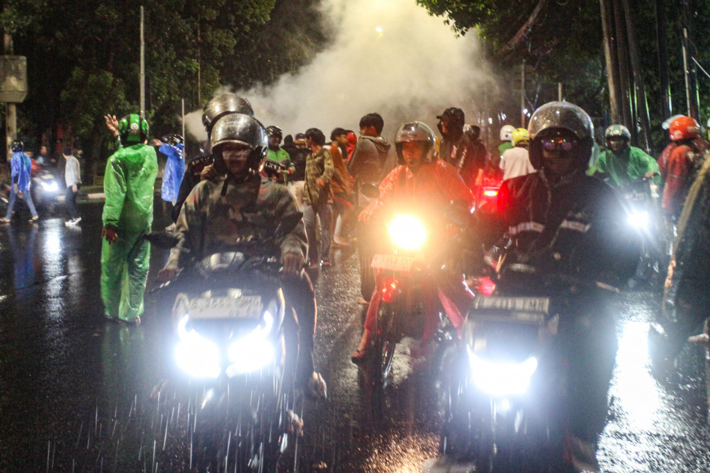 Seorang pengemudi ojek online, Affan Kurniawan, dilintas kendaraan taktis milik Brigade Mobil (Brimob).