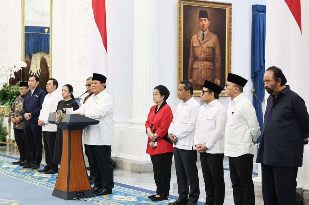 Selain itu, Presiden Prabowo juga meminta DPR untuk membuka ruang dialog dengan tokoh masyarakat, mahasiswa, dan berbagai kelompok sipil. Menurutnya, penyampaian aspirasi langsung kepada wakil rakyat akan membantu memperkuat jalur komunikasi politik.